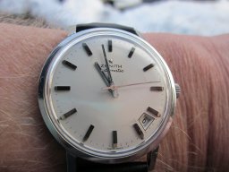 Zenith stål hand 002.JPG